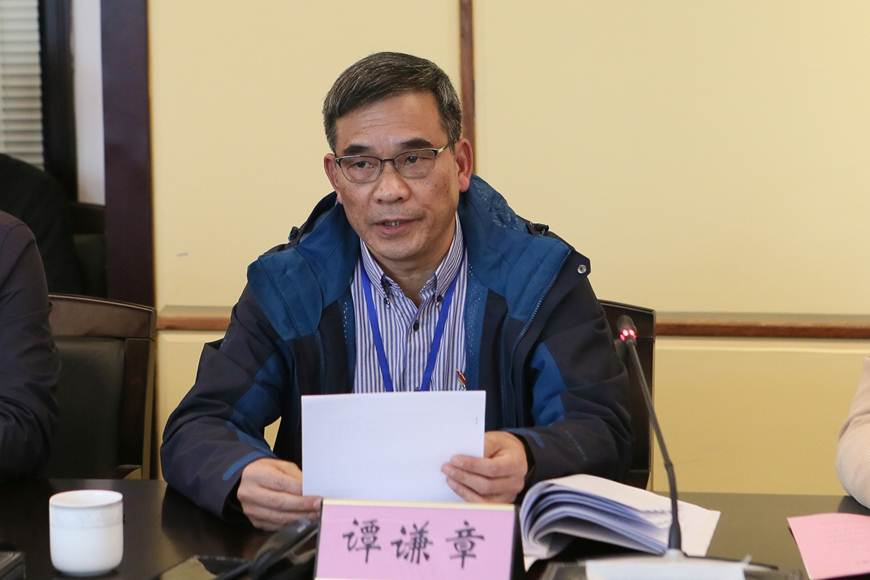 说明: F:\Users\Administrator\Desktop\1.21民主生活会\6.JPG