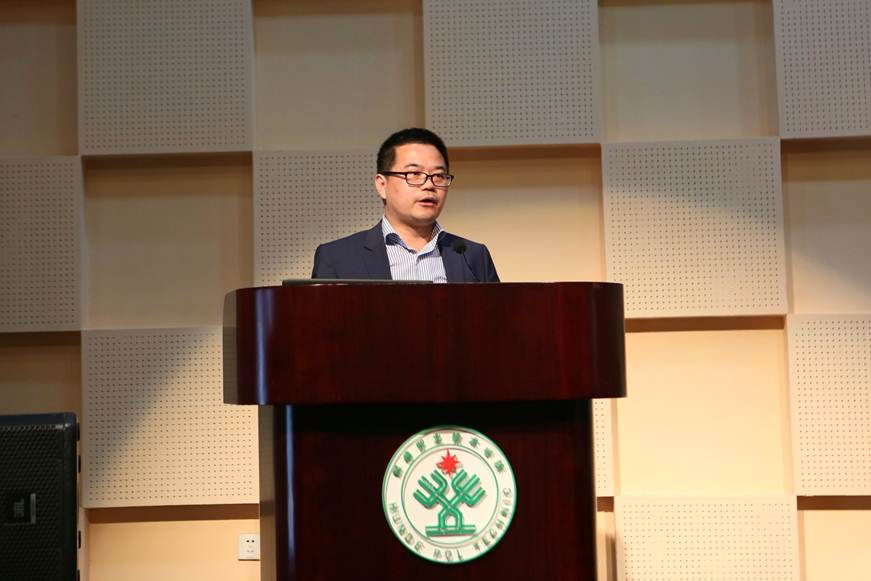 说明: D:\2019年新闻\4月18日 德赢举行首届科技工作大会\选\11蔡伟副区长讲话.JPG