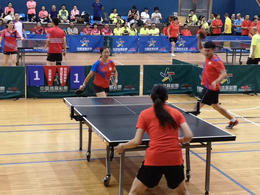 说明: D:\2019年新闻\190909 工会 德赢教职工乒乓球队首次参加第七届顺德区直属机关运动会\3、现场.jpg