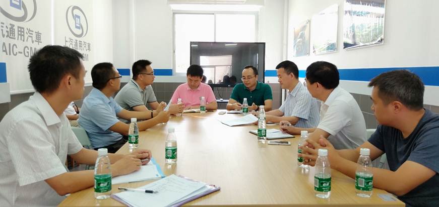 说明: D:\2019年新闻\9月25日能源与汽车工程学院开展书记、院长上思想政治理论课活动\交流座谈.jpg