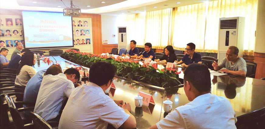 说明: D:\2019年新闻\智能学院主题教育调研新闻报道\梁球琚职业中学调研.jpg