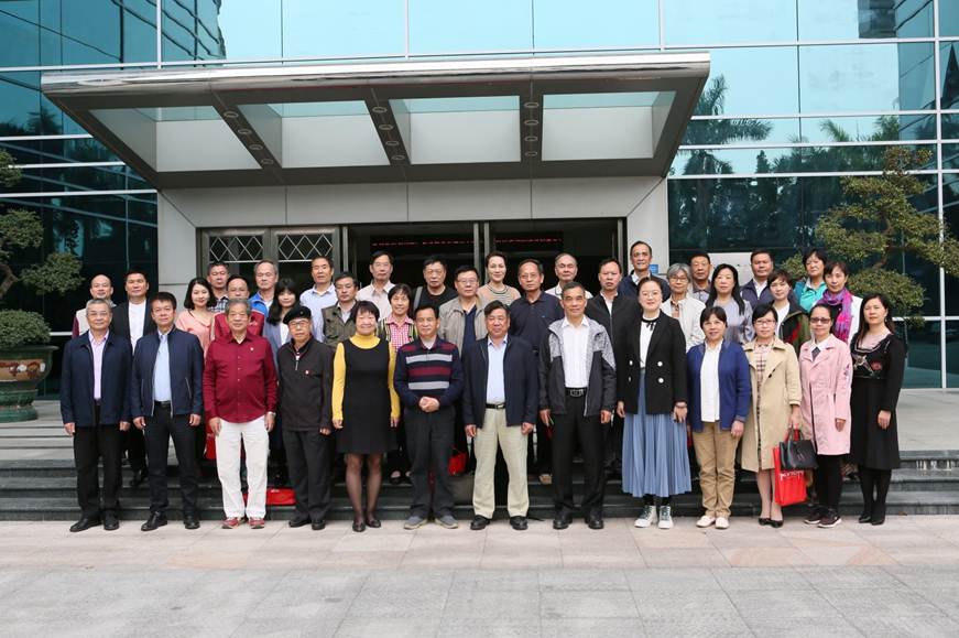 说明: D:\2019年新闻\191126 广东省教育系统关工委2019年高校第三协作组年会在德赢召开\选\9R4A0709.JPG